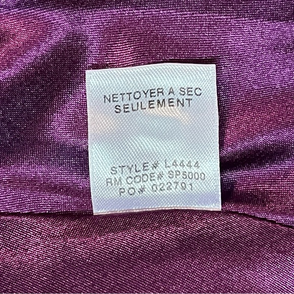 Laundry by Shelli Segal silk dress. - Picture 13 of 14